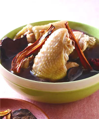 何首烏雞湯(1)