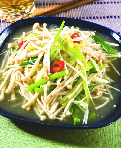 芹菜炒金針菇