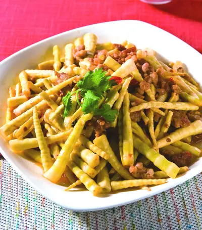 肉末炒箭筍