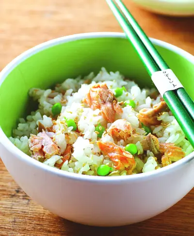 鮭魚炊飯