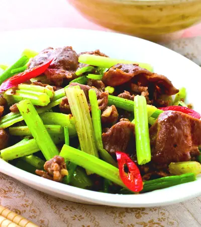 沙茶芹菜炒羊肉