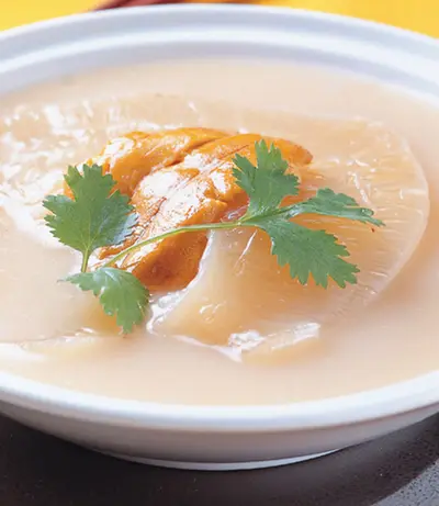 群鯊燴排翅